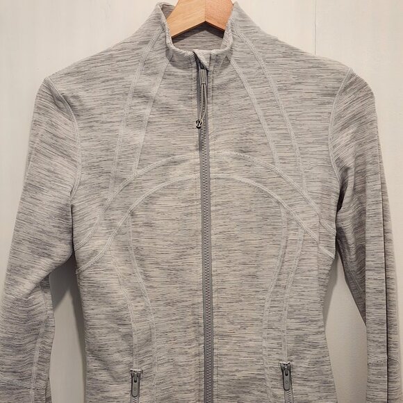 Lululemon Define Jacket Women's Size 6 Light Gray We Are From Space Pattern - Picture 2 of 13
